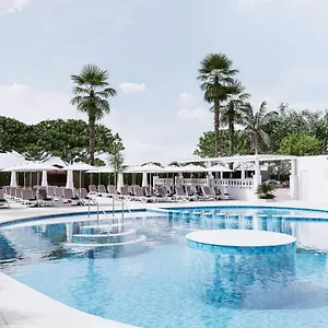 Bamblue Boutique Aparthotel